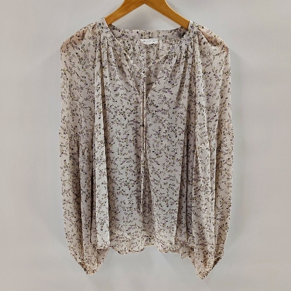blu pepper Ivory Floral Pullover Blouse Size Medium Balloon Sleeve Semi sheer - Picture 1 of 9